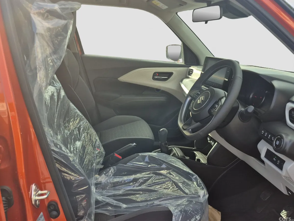 Suzuki Swift Hatchback, Petrol Hybrid, 2026, Orange