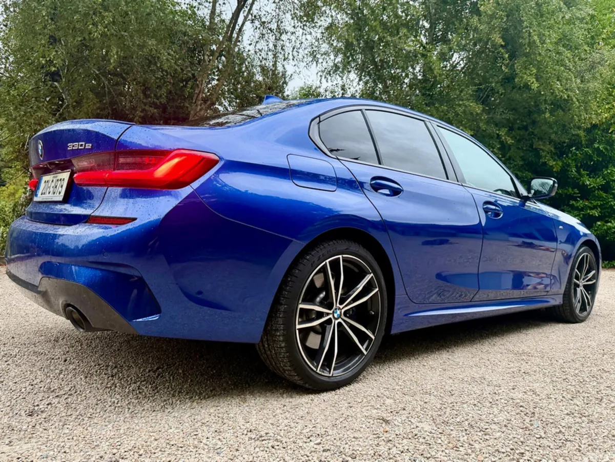 BMW 3-Series Saloon, Petrol Plug-in Hybrid, 2020, Blue