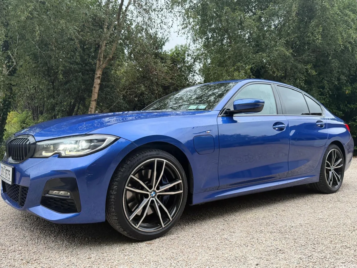 BMW 3-Series Saloon, Petrol Plug-in Hybrid, 2020, Blue