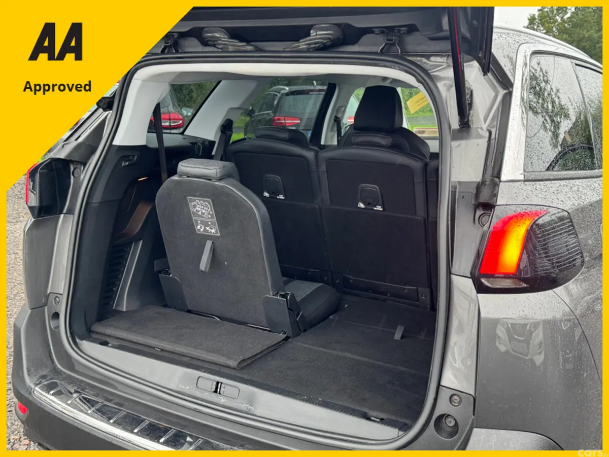 Peugeot 5008 MPV, Diesel, 2019, Grey