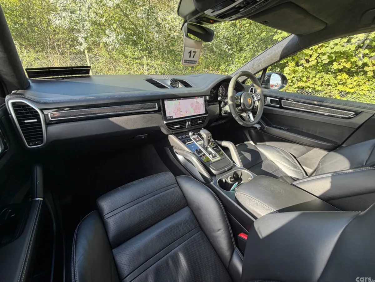 Porsche Cayenne Coupe, Petrol Plug-in Hybrid, 2020, Grey