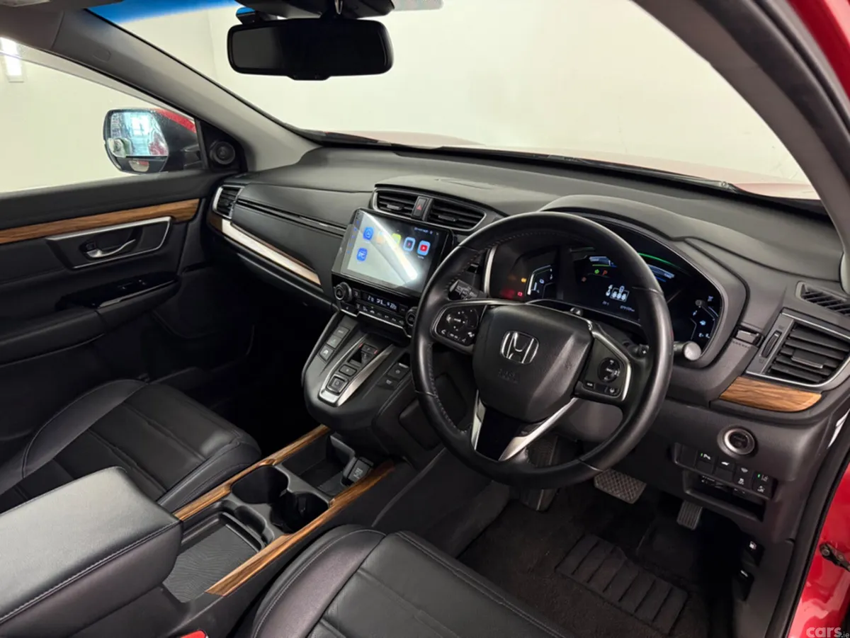 Honda CR-V Hatchback, Petrol Hybrid, 2018, Red