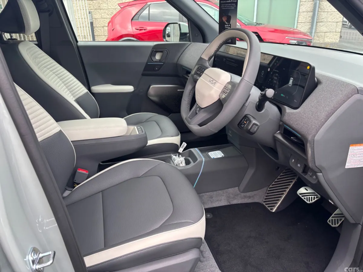 Kia EV2 Hatchback, Electric, 2027, Green