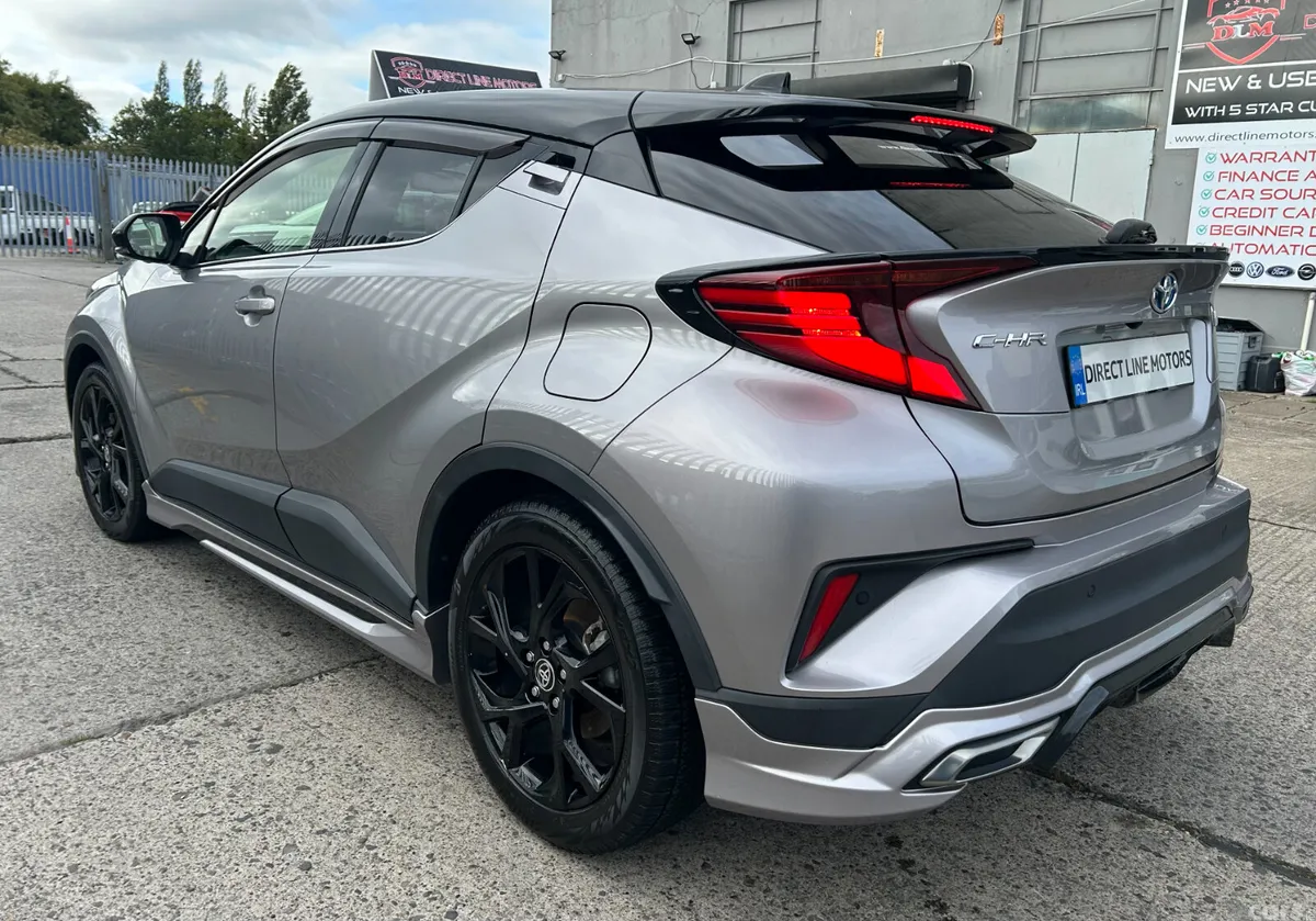 Toyota C-HR SUV, Petrol Hybrid, 2021, Grey
