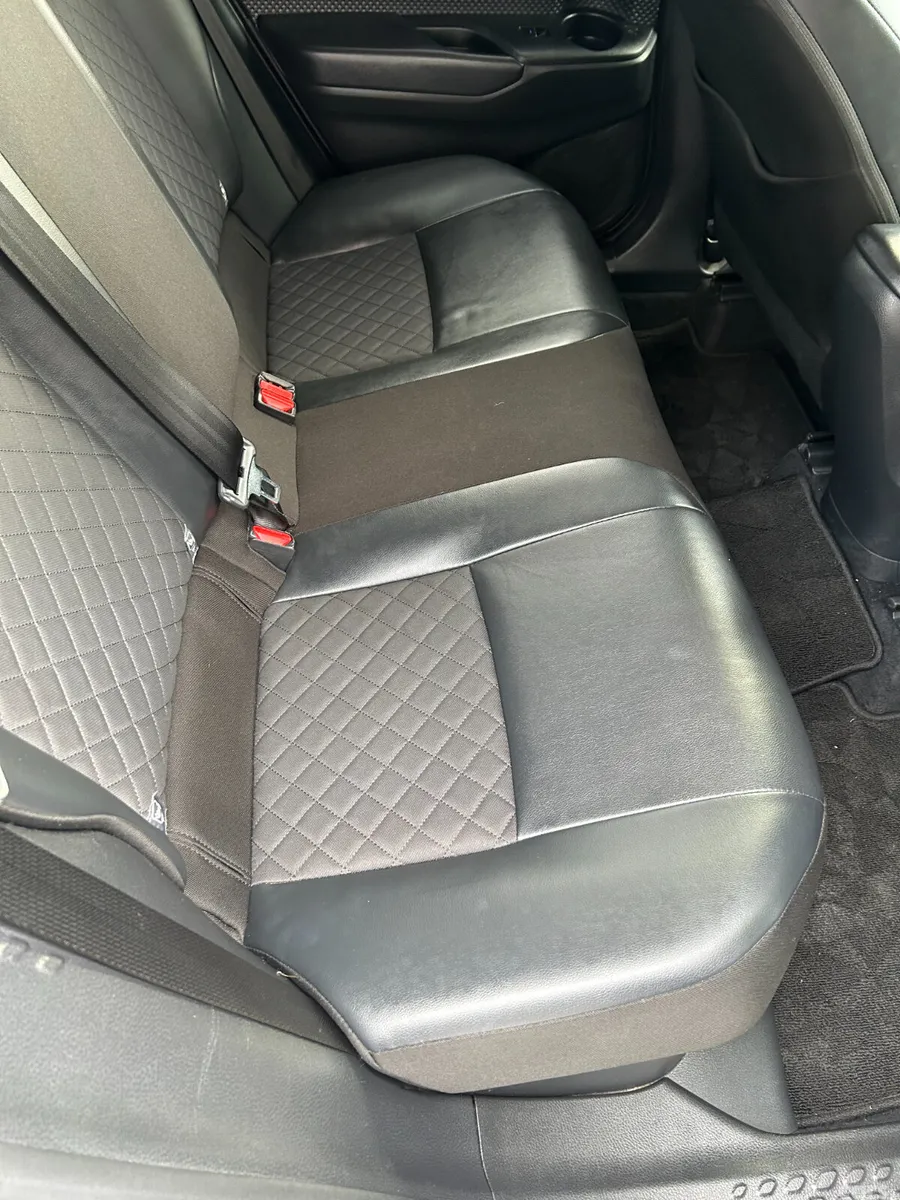 Toyota C-HR SUV, Petrol Hybrid, 2021, Grey