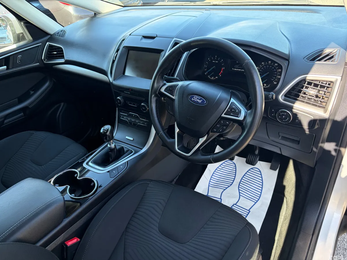 Ford S-Max MPV, Diesel, 2016, Silver