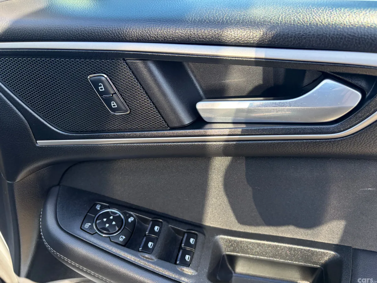 Ford S-Max MPV, Diesel, 2016, Silver