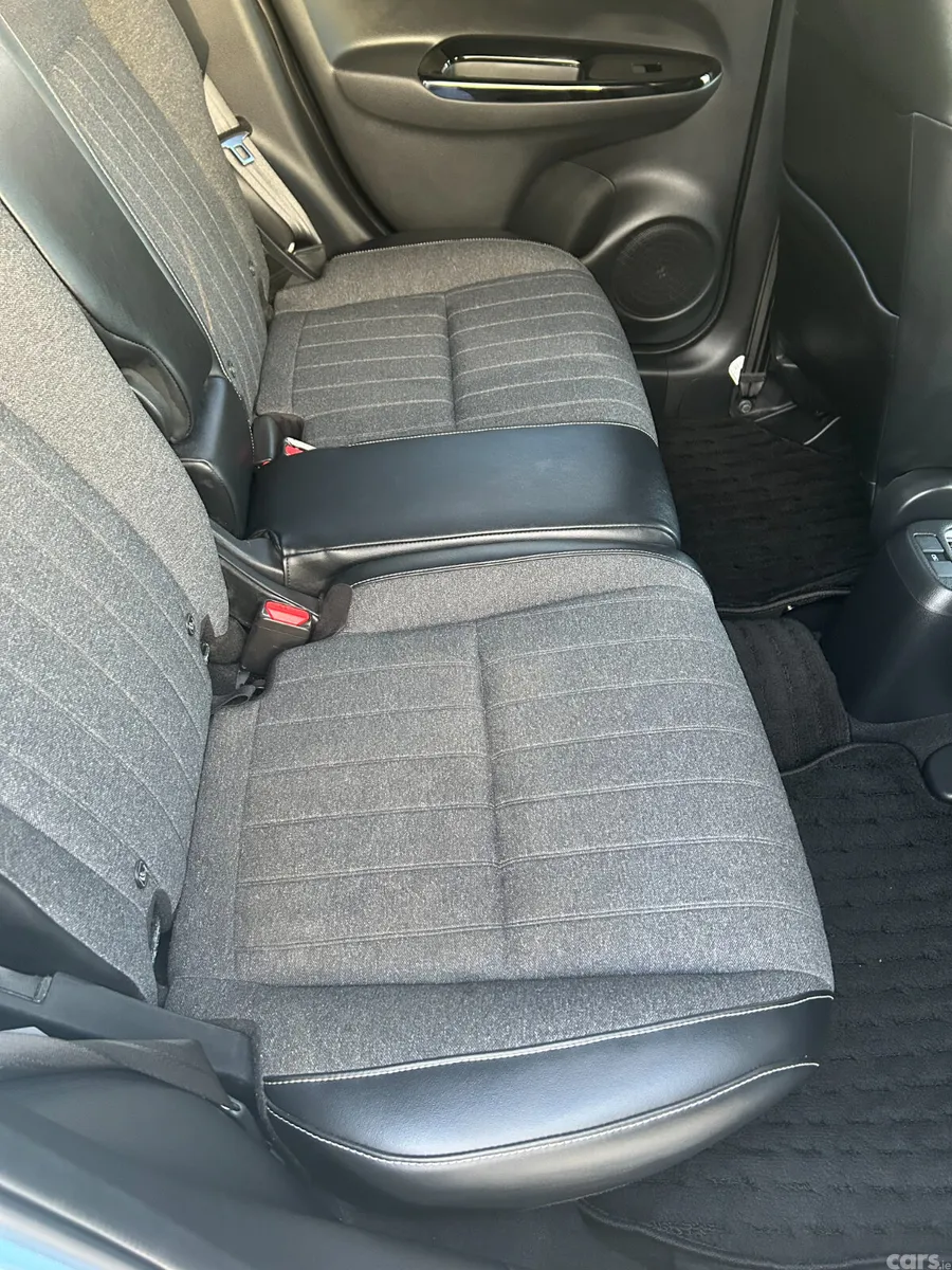 Honda Fit Hatchback, Petrol Hybrid, 2020, Blue