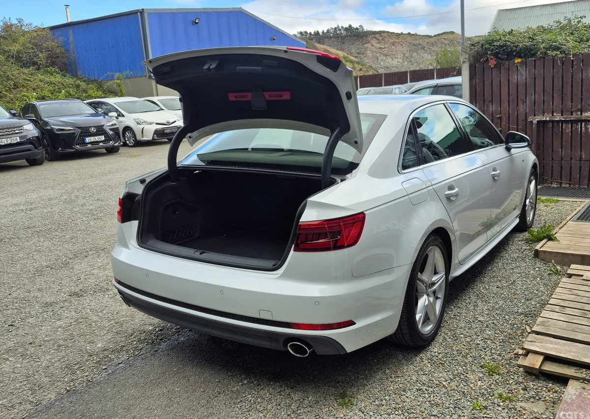 Audi A4 Saloon, Petrol, 2017, White