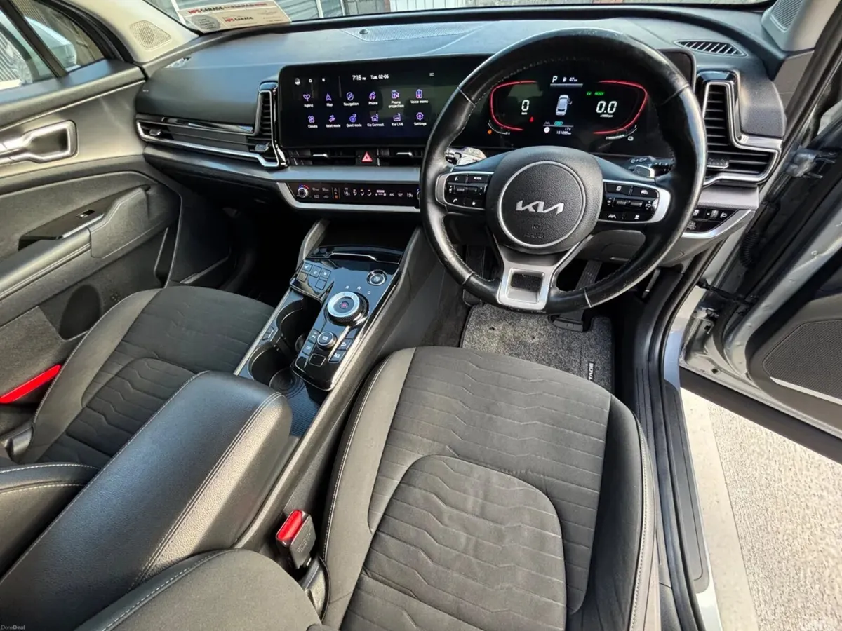 Kia Sportage SUV, Petrol Hybrid, 2023, Grey
