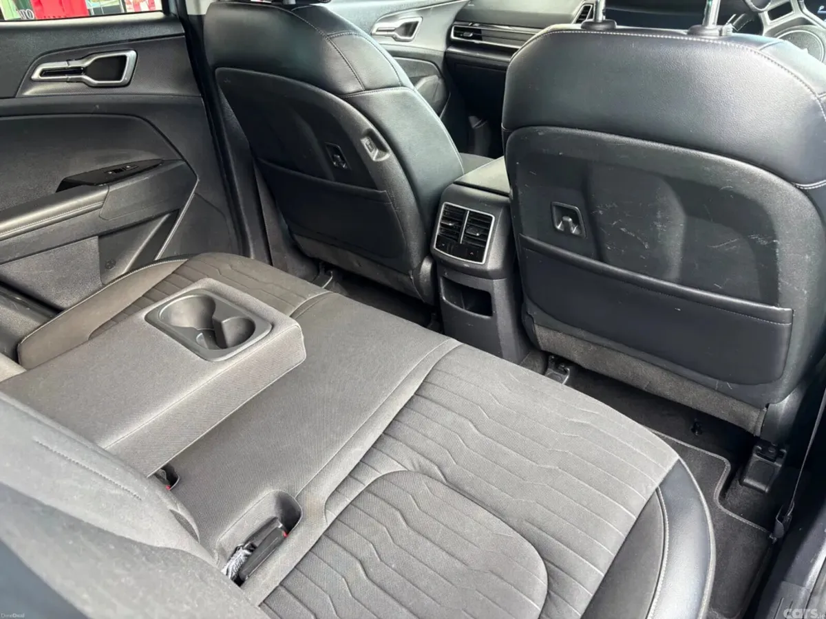 Kia Sportage SUV, Petrol Hybrid, 2023, Grey