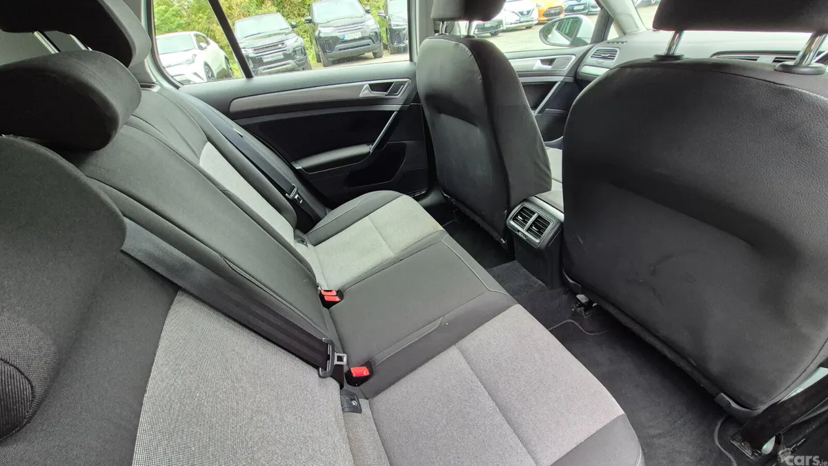 Volkswagen Golf Saloon, Petrol, 2014, White