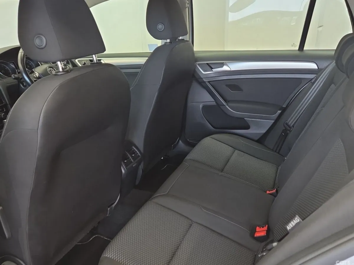 Volkswagen Golf Hatchback, Petrol, 2019, Blue