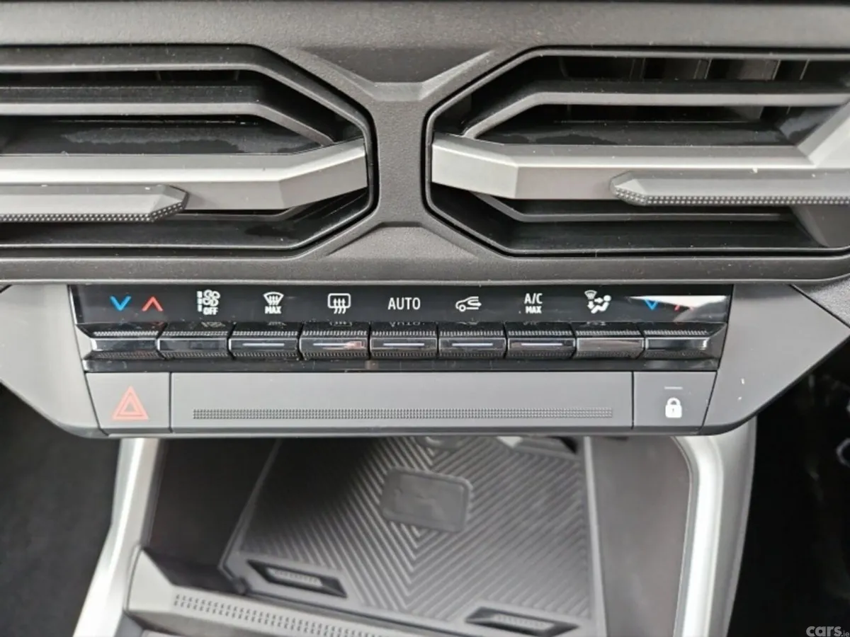 Dacia Bigster Hatchback, Petrol Hybrid, 2026, Grey