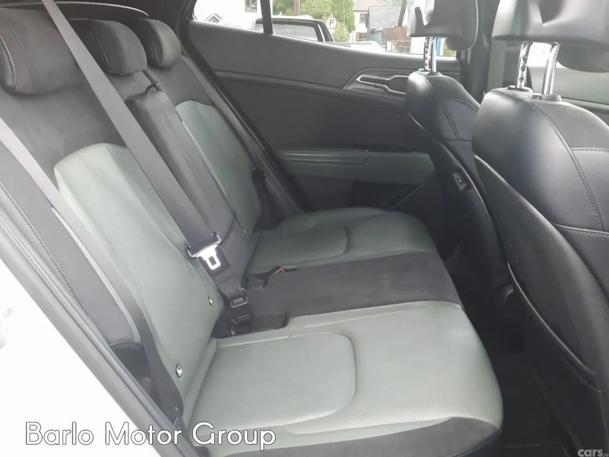 Kia Sportage SUV, Petrol Hybrid, 2024, Grey