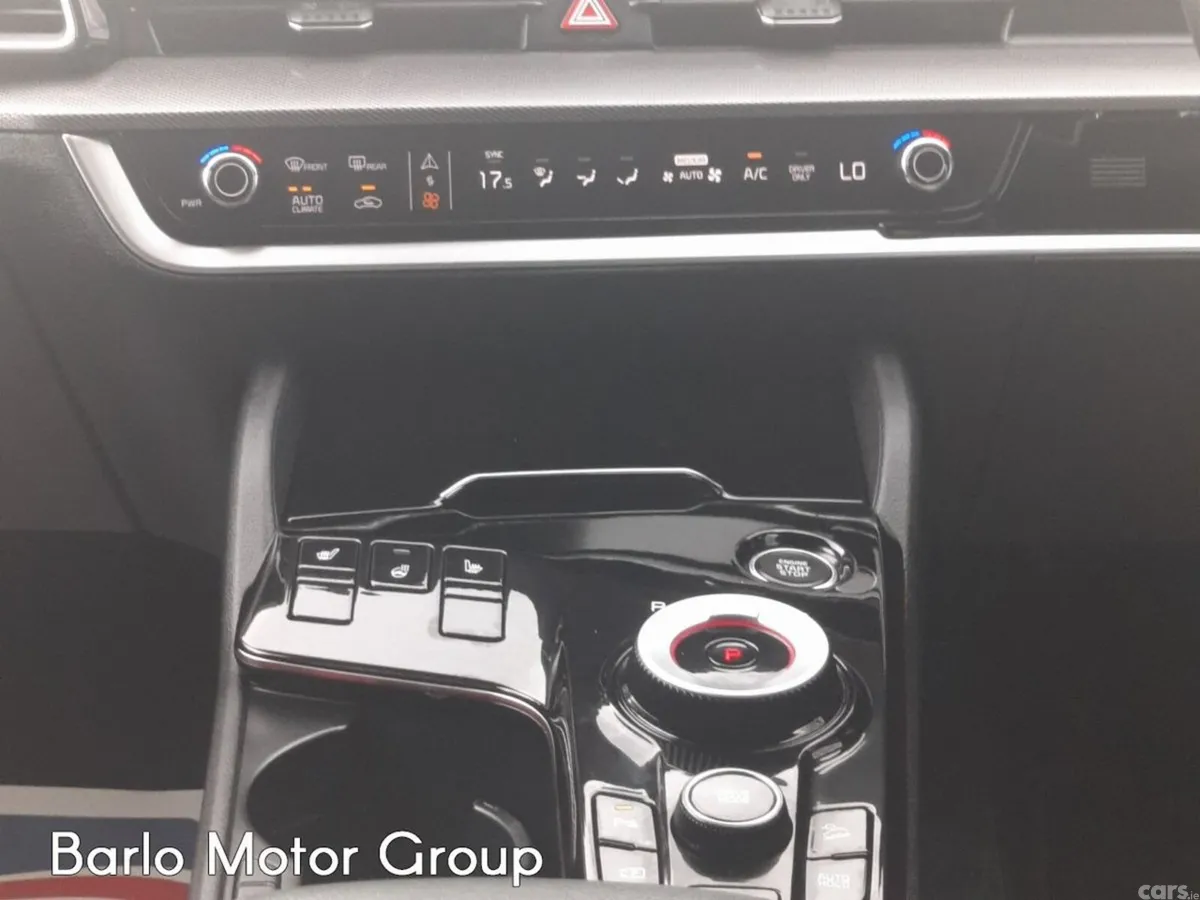 Kia Sportage SUV, Petrol Hybrid, 2024, Grey
