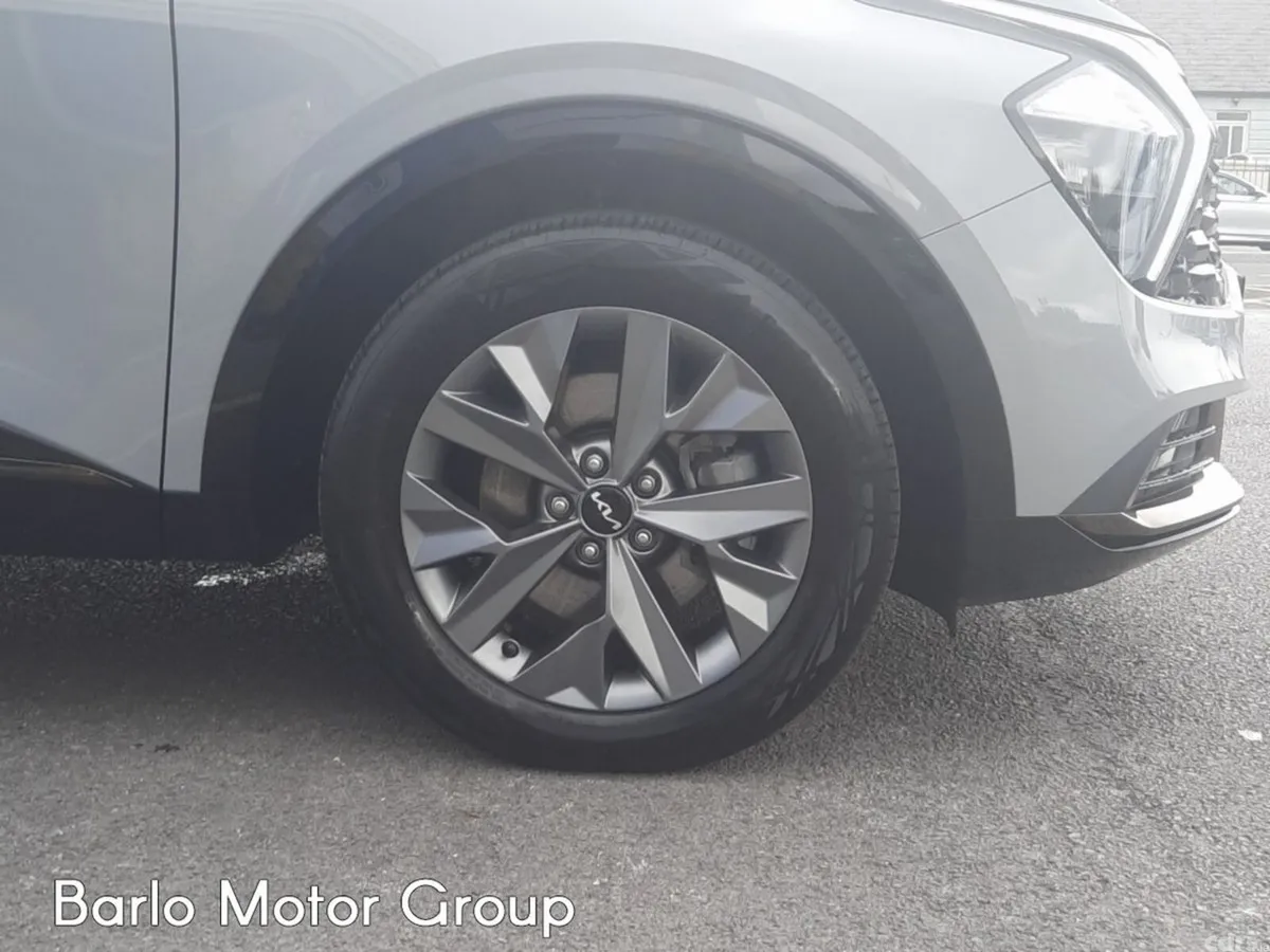 Kia Sportage SUV, Petrol Hybrid, 2024, Grey