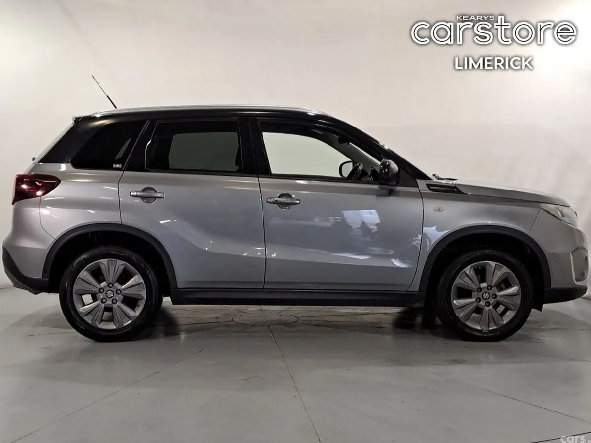Suzuki Vitara SUV, Petrol, 2022, Grey