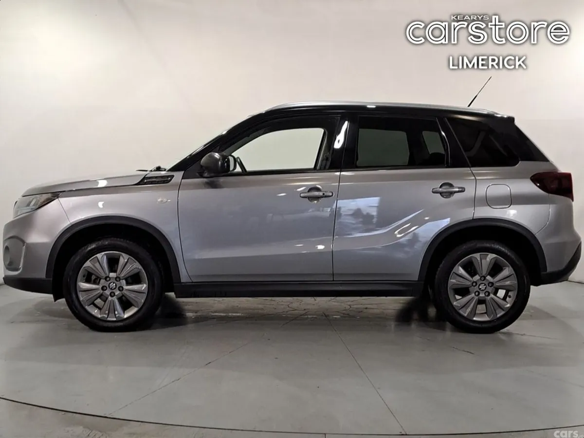 Suzuki Vitara SUV, Petrol, 2022, Grey
