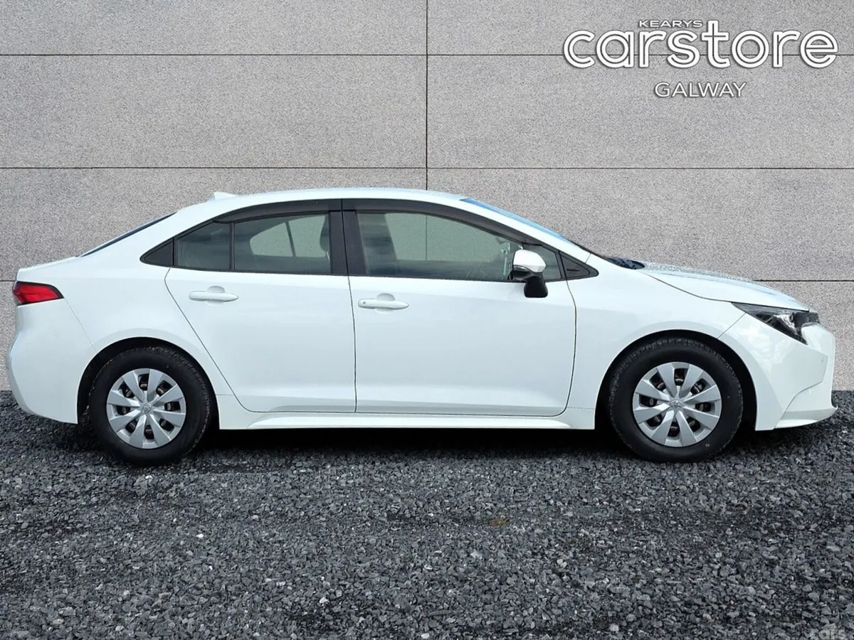 Toyota Corolla Hatchback, Petrol Hybrid, 2021, White