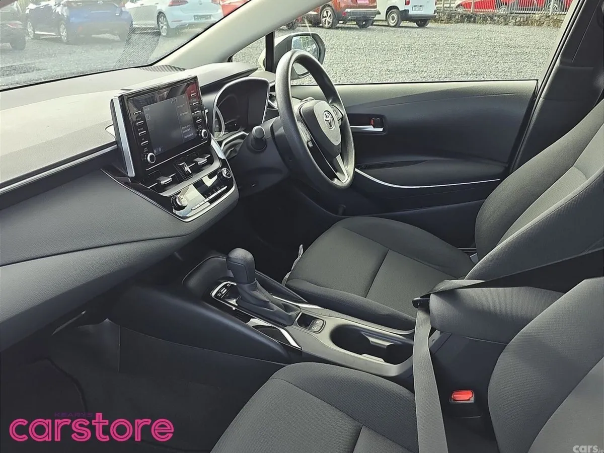 Toyota Corolla Hatchback, Petrol Hybrid, 2021, White