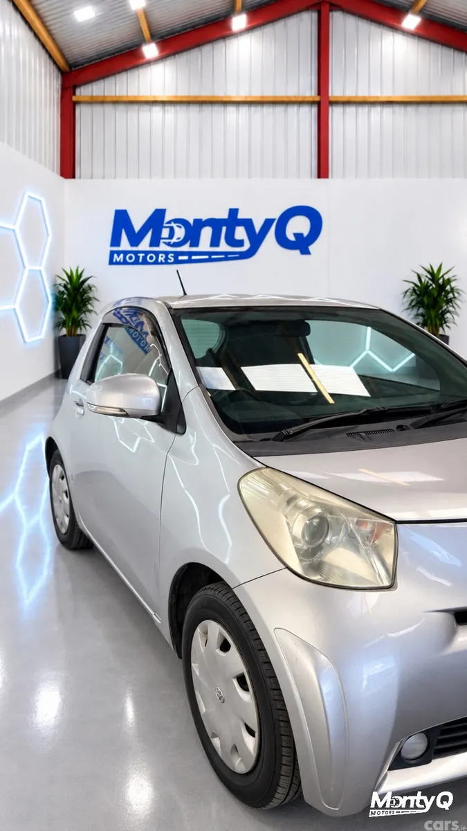 Toyota iQ Hatchback, Petrol, 2011, Silver