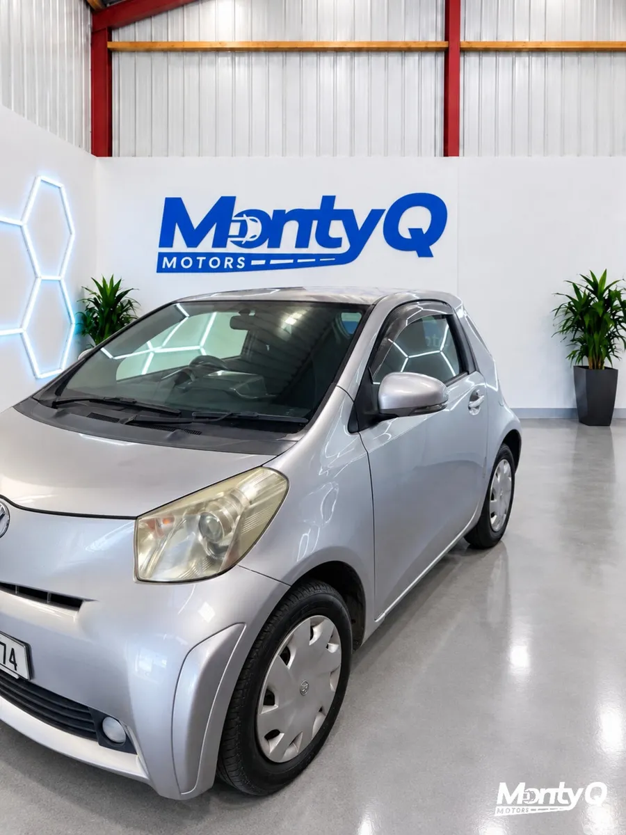 Toyota iQ Hatchback, Petrol, 2011, Silver
