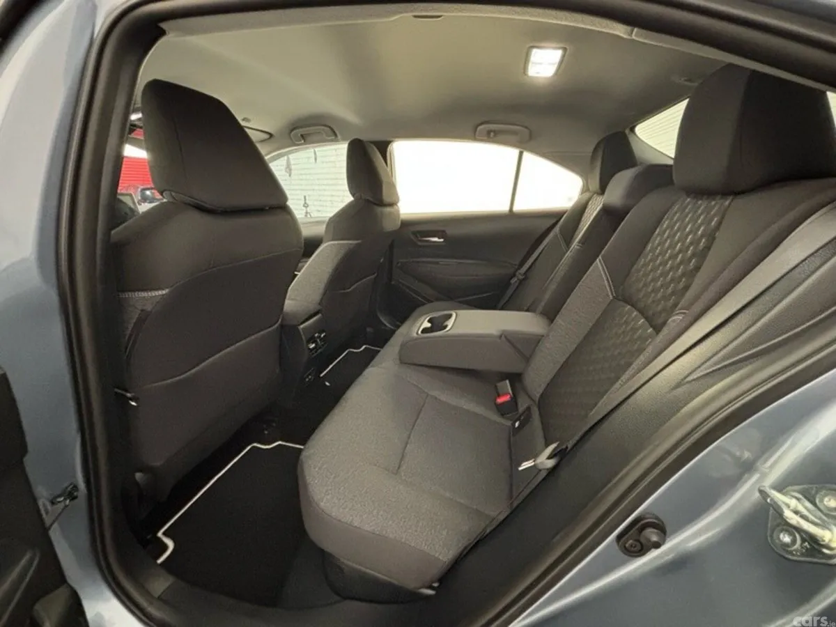 Toyota Corolla Saloon, Petrol Hybrid, 2023, Grey