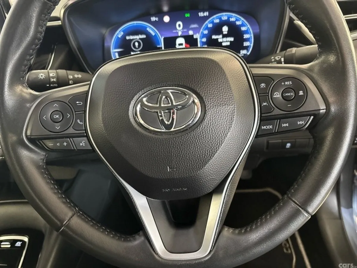 Toyota Corolla Saloon, Petrol Hybrid, 2023, Grey