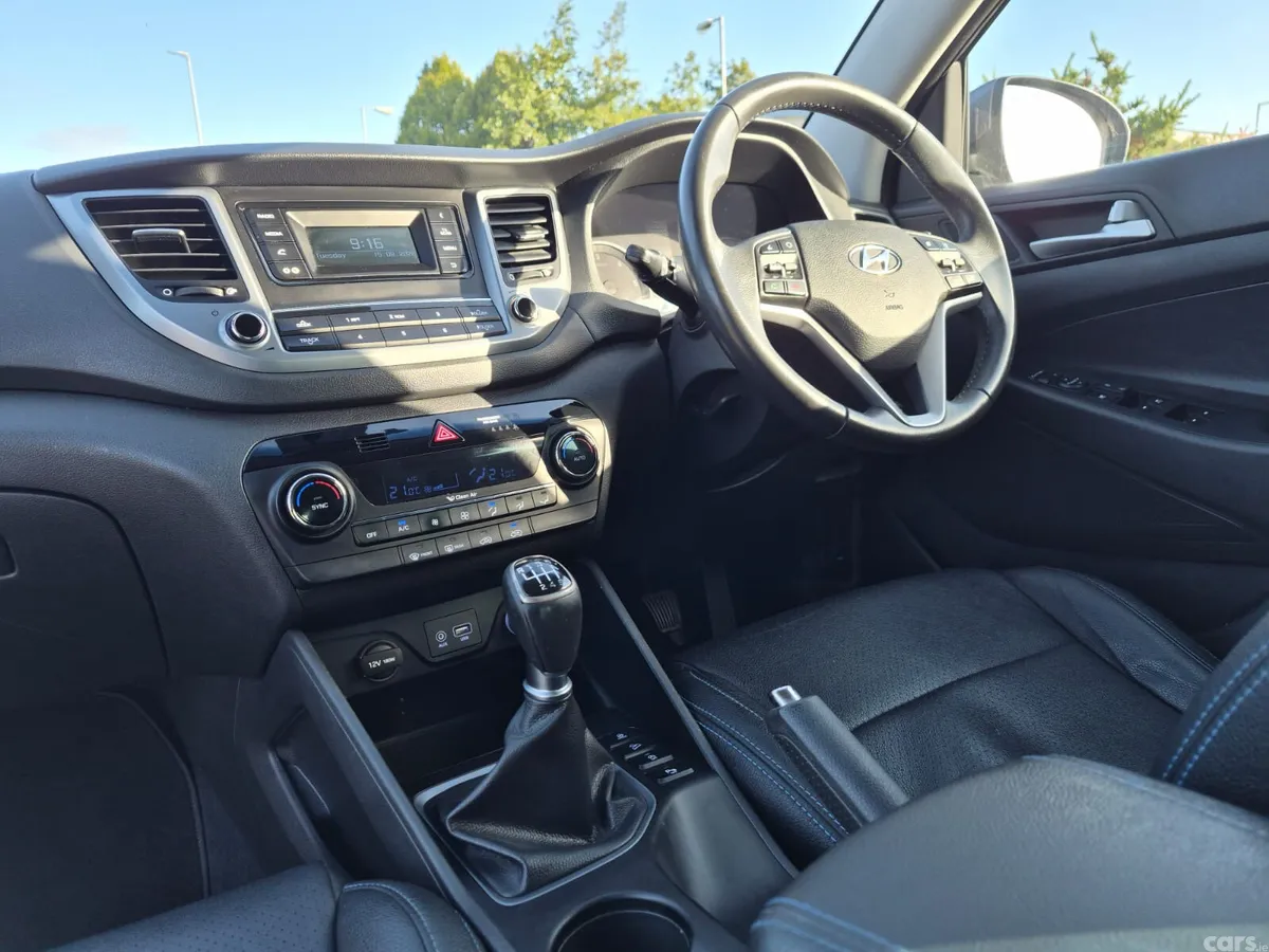 Hyundai Tucson SUV, Diesel, 2016, Grey