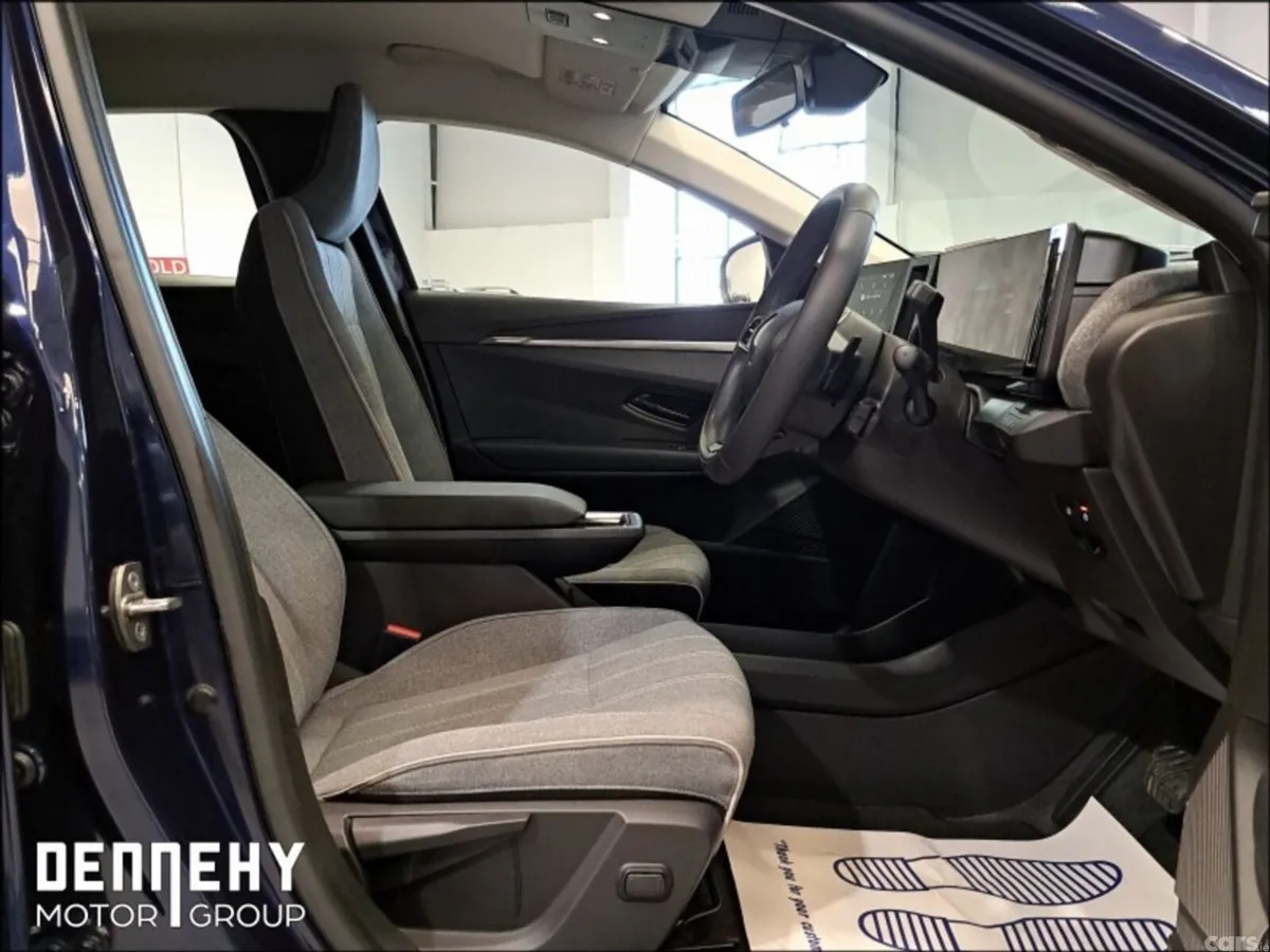 Renault Megane E-Tech Hatchback, Electric, 2023, Blue