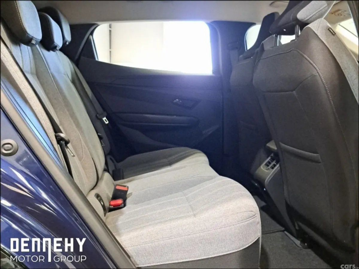 Renault Megane E-Tech Hatchback, Electric, 2023, Blue
