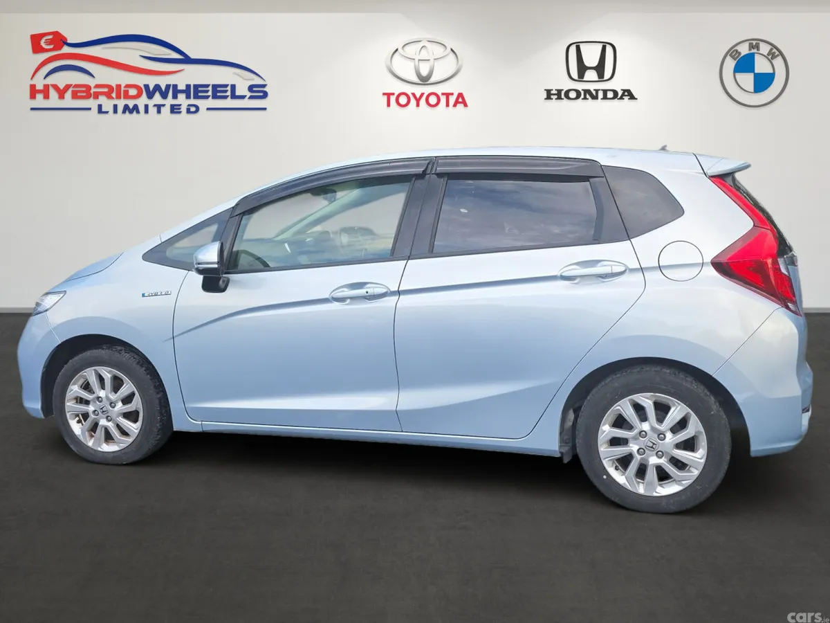 Honda Fit Hatchback, Petrol Hybrid, 2019, Blue