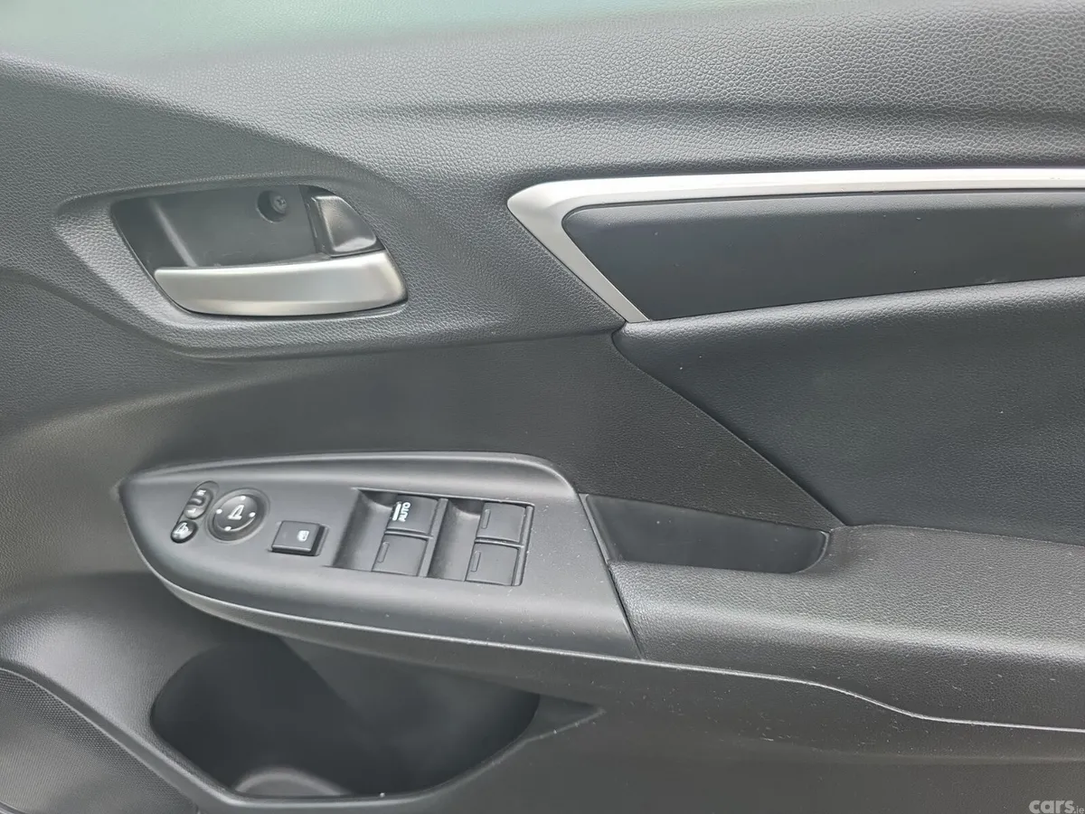 Honda Fit Hatchback, Petrol Hybrid, 2019, Blue