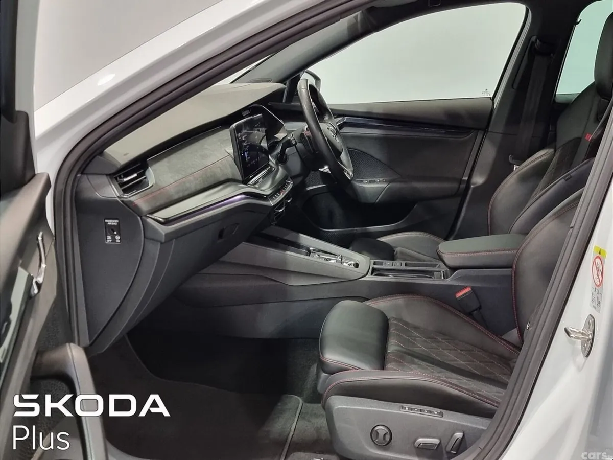 Skoda Octavia Estate, Diesel, 2024, White