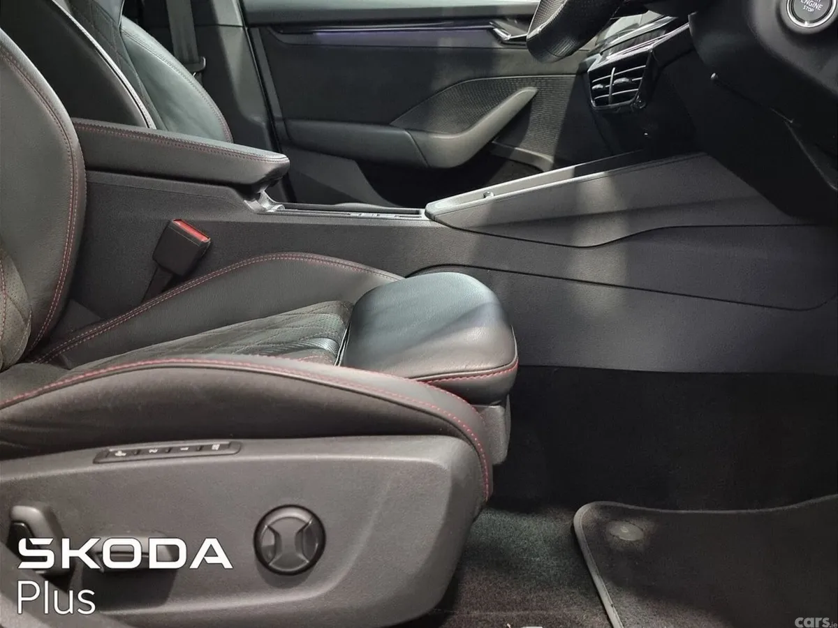 Skoda Octavia Estate, Diesel, 2024, White