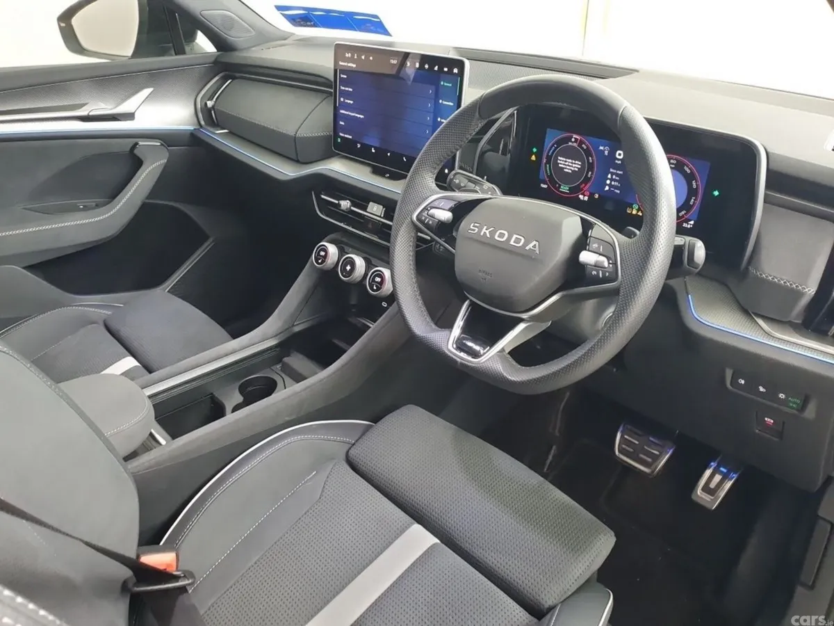 Skoda Kodiaq SUV, Petrol Plug-in Hybrid, 2026, Grey