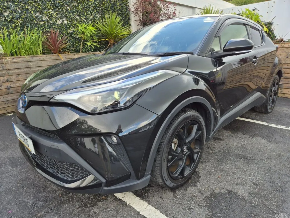 Toyota C-HR SUV, Petrol Hybrid, 2023, Black