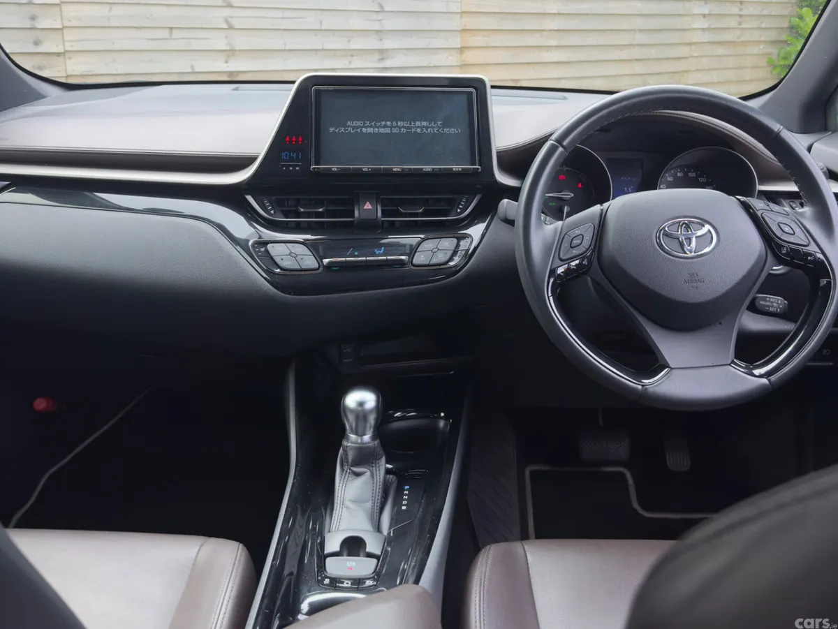 Toyota C-HR SUV, Petrol Hybrid, 2018, Silver