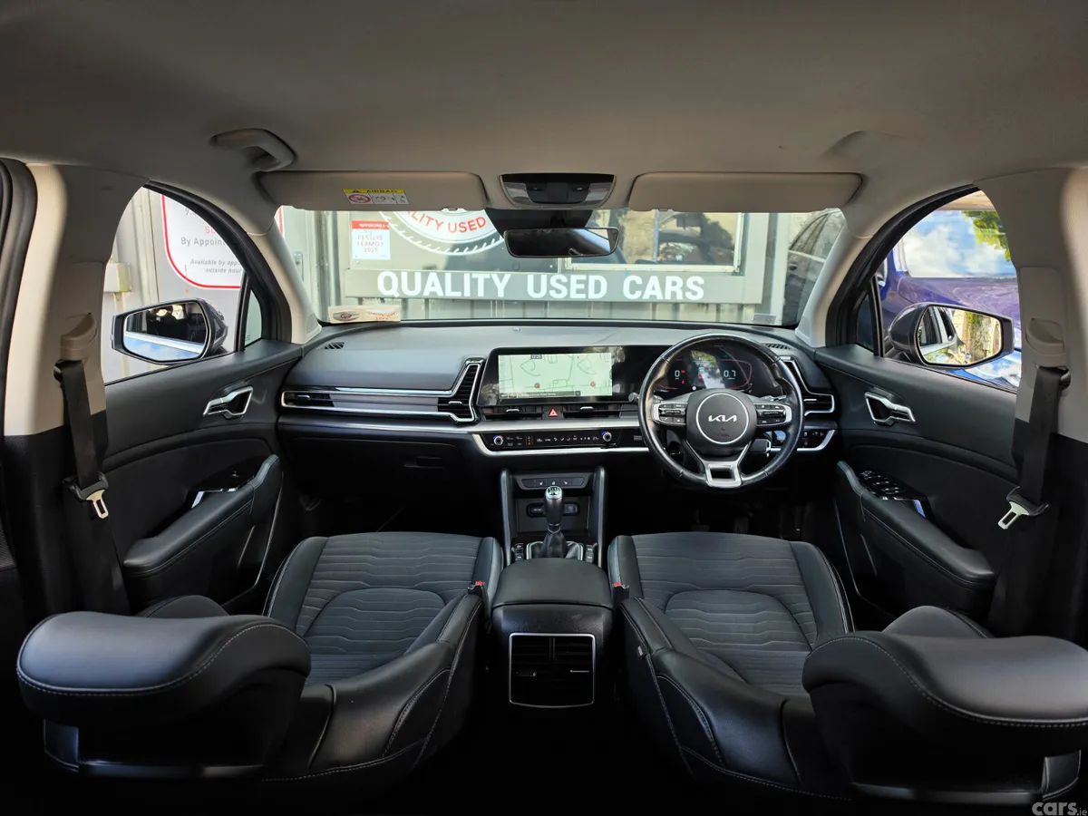 Kia Sportage SUV, Diesel Hybrid, 2023, Grey