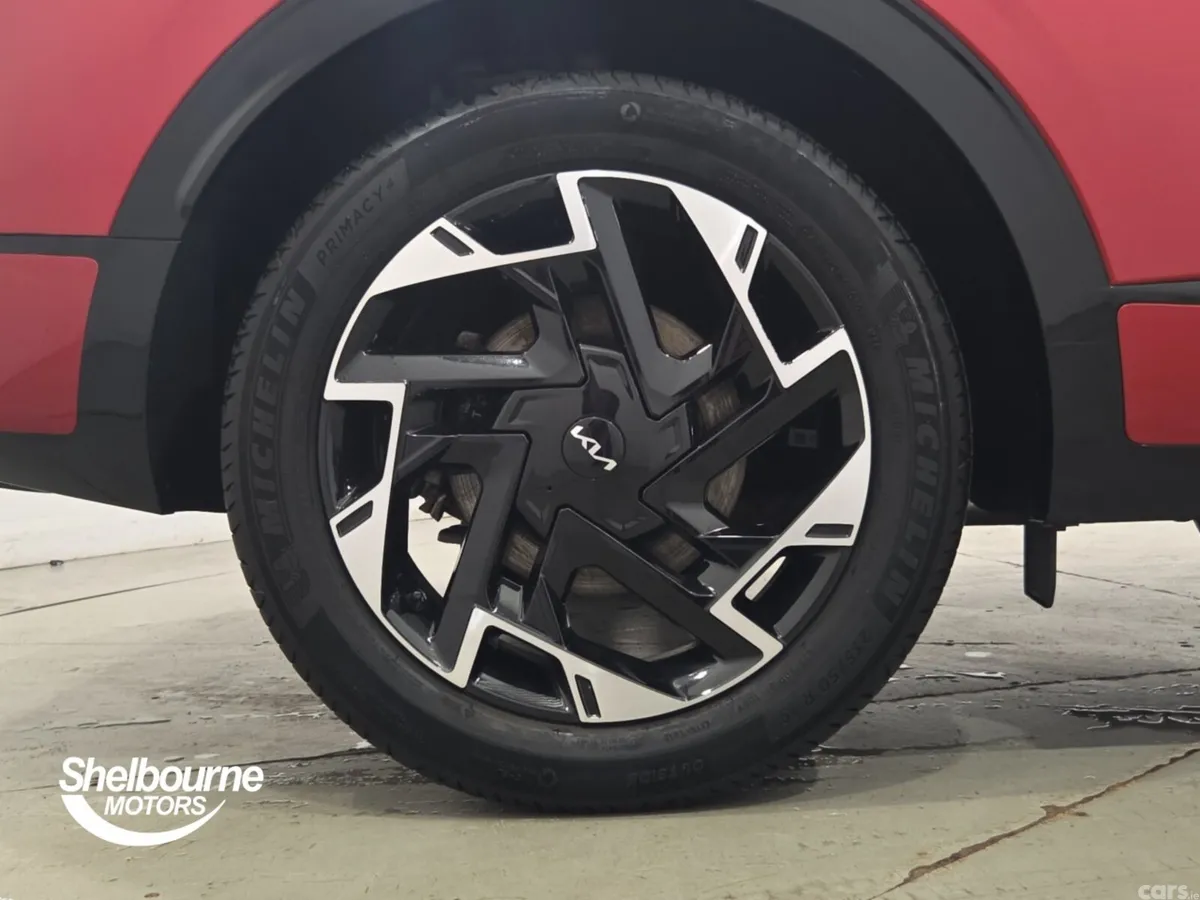 Kia Sportage SUV, Petrol, 2024, Red