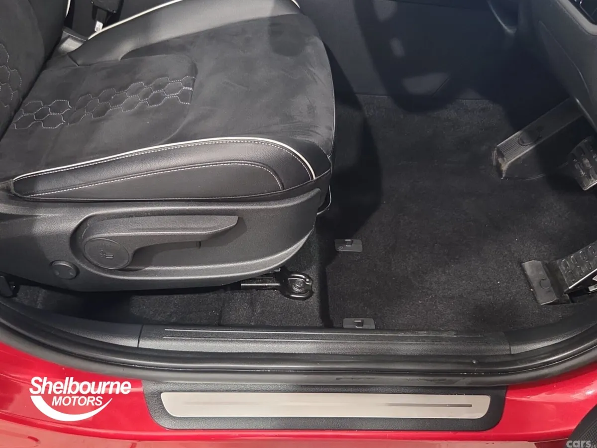 Kia Sportage SUV, Petrol, 2024, Red