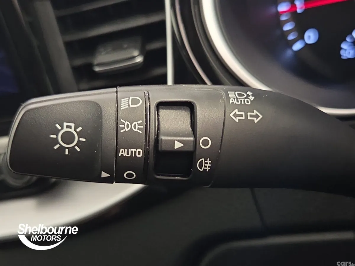 Kia XCeed Hatchback, Petrol, 2025, Blue