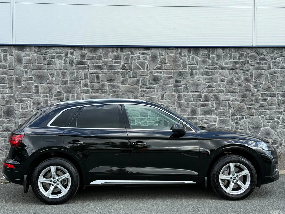 Audi Q5 SUV, Diesel, 2022, Black