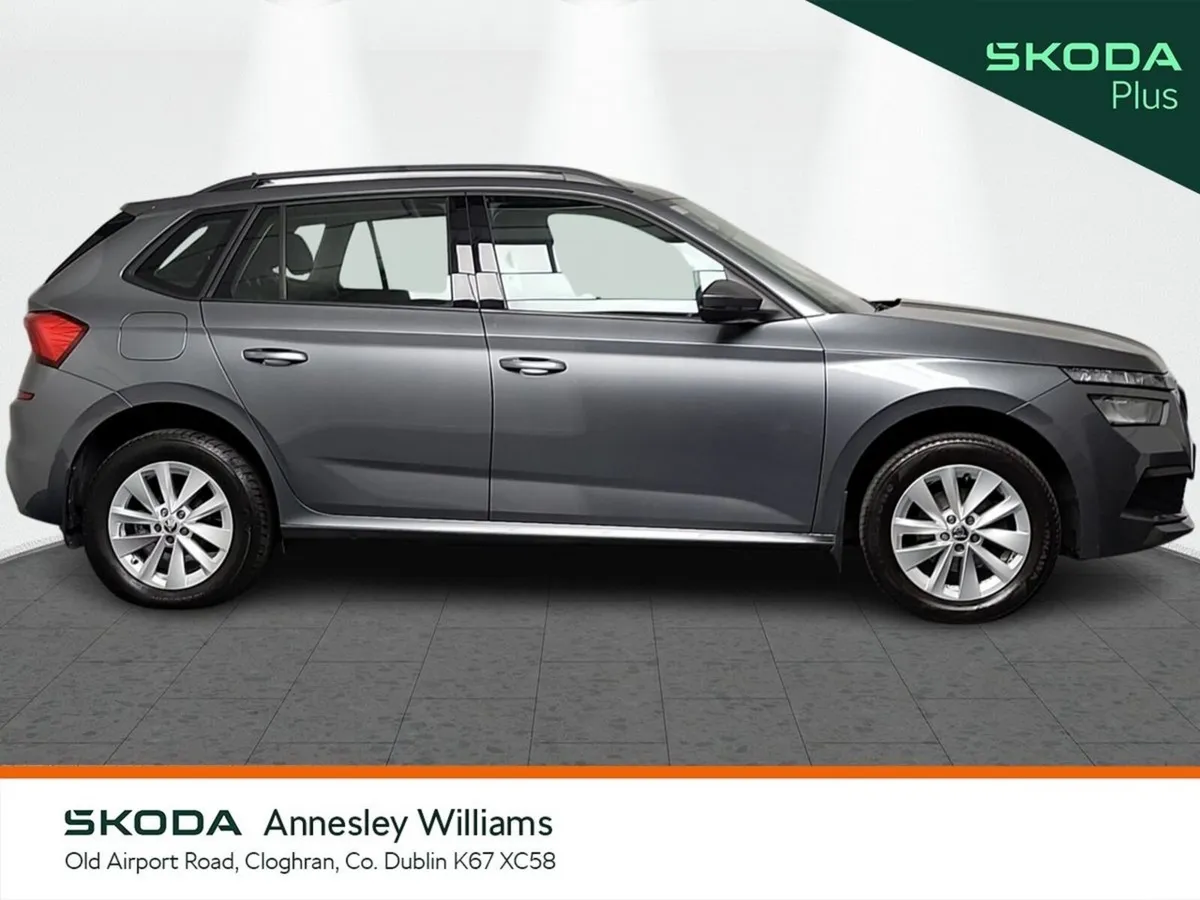 Skoda Kamiq Hatchback, Petrol, 2023, Grey