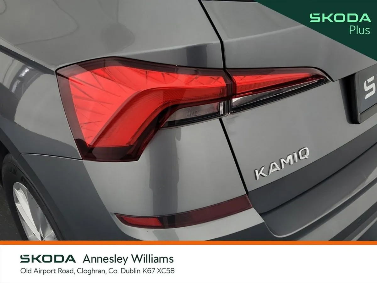 Skoda Kamiq Hatchback, Petrol, 2023, Grey