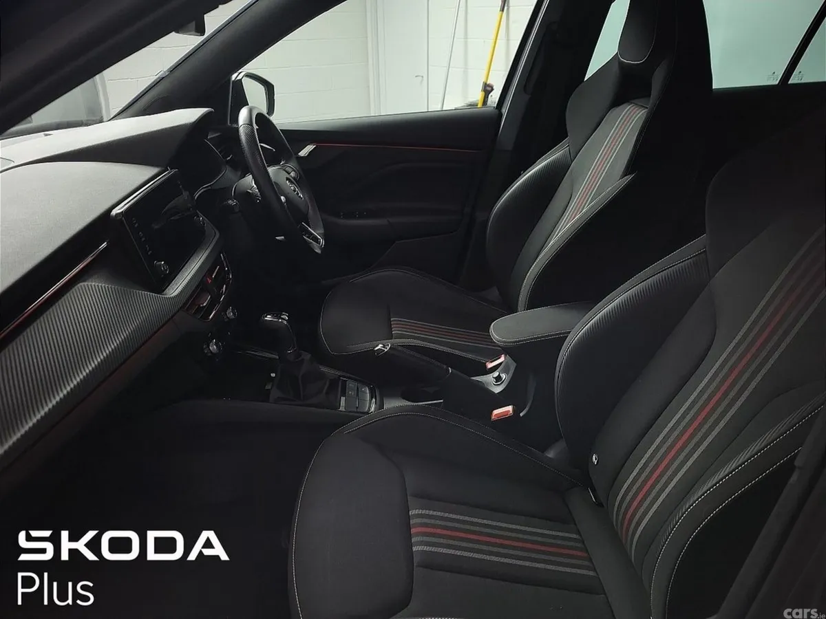 Skoda Kamiq Hatchback, Petrol, 2024, Grey