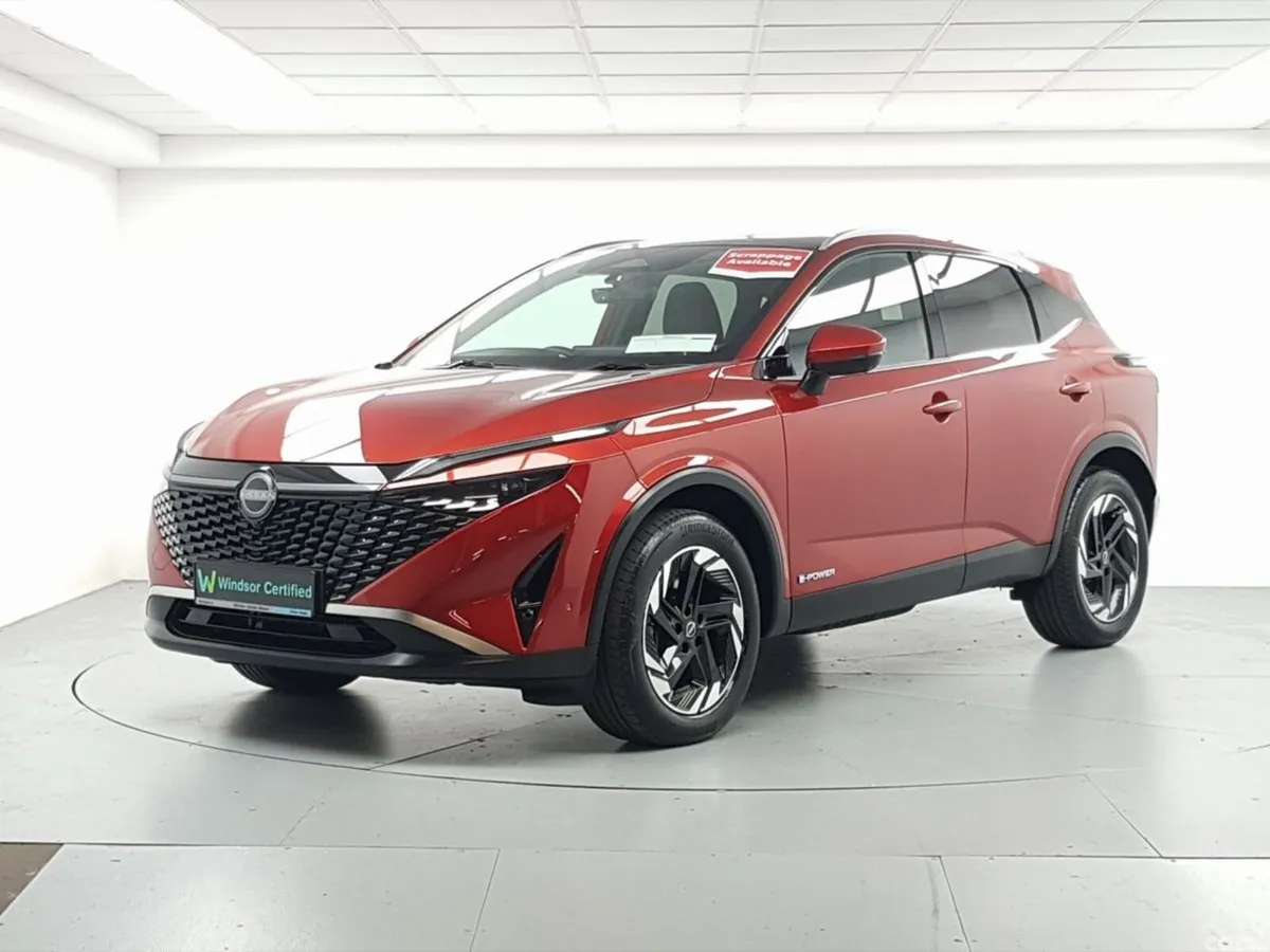 Nissan Qashqai MPV, Petrol Hybrid, 2026, Red