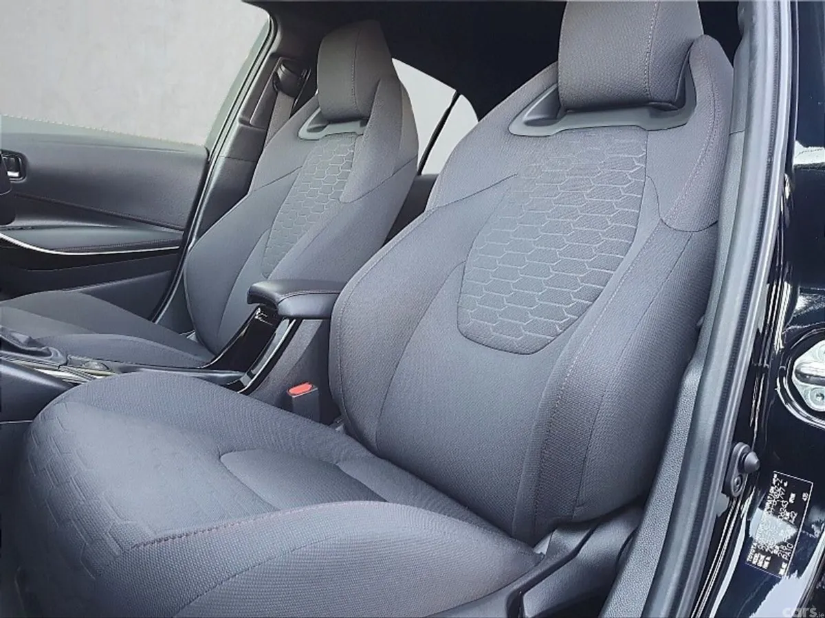 Toyota Corolla Hatchback, Petrol Hybrid, 2023, Black