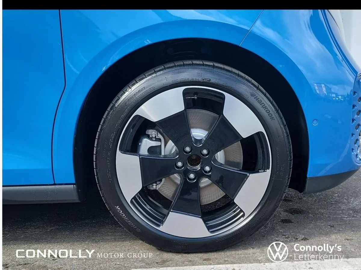 Volkswagen ID.Buzz MPV, Electric, 2026, Blue